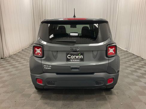 Used 2023 Jeep Renegade Latitude image 5