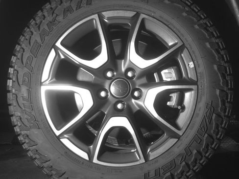 Used 2025 Jeep Compass Trailhawk AWD/4WD image 11