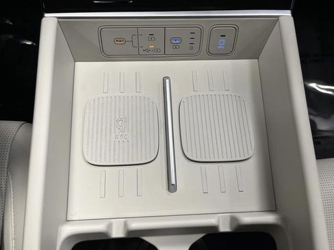 Used 2024 Hyundai Santa Fe Limited image 26