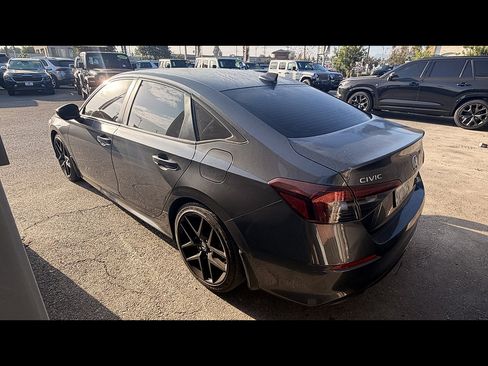 Used 2025 Honda Civic Sport image 4
