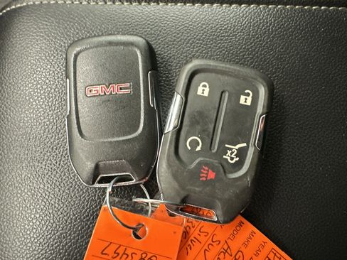 Certified 2019 GMC Acadia SLE AWD/4WD image 32