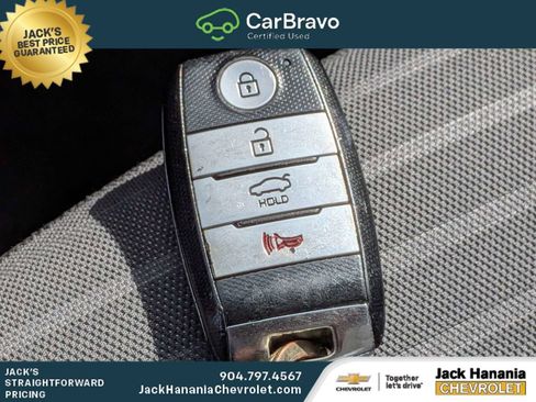 Used 2017 Kia Forte S w/ S Technology Package FWD image 30