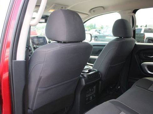 Used 2021 Nissan Titan SV w/ SV Convenience Package AWD/4WD image 29