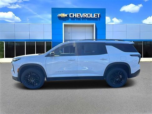 New 2026 Chevrolet Traverse LT w/ LPO, Floor Liner Package image 6