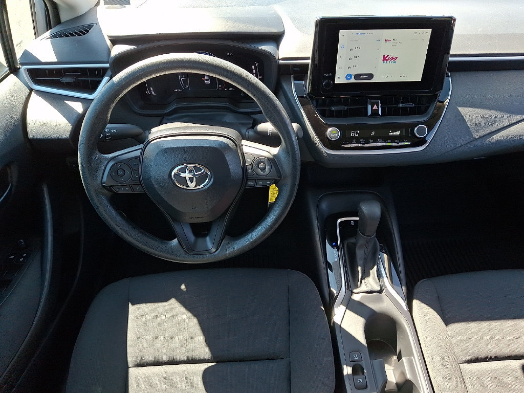 Used 2026 Toyota Corolla LE FWD image 11
