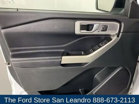 Used 2020 Ford Explorer Limited image 9
