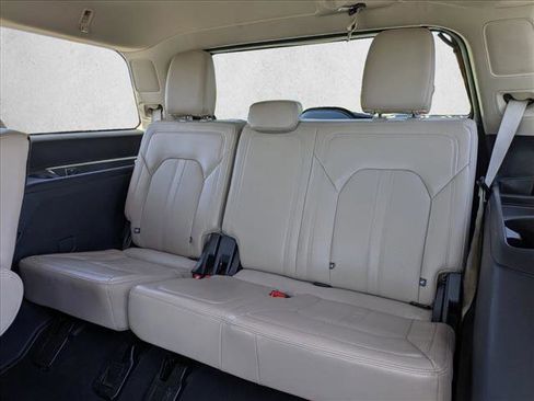 Used 2024 Ford Expedition Limited AWD/4WD image 14