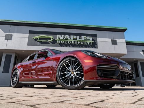 Used 2023 Porsche Panamera 4 image 12