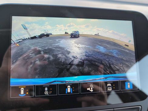 Used 2024 Chevrolet Equinox LT image 14