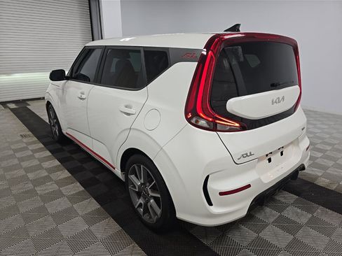 Used 2022 Kia Soul Turbo FWD image 3
