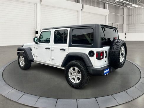 Used 2019 Jeep Wrangler Unlimited Sport S AWD/4WD image 2