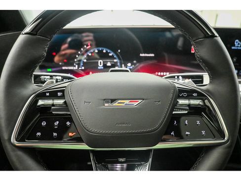 New 2026 Cadillac Escalade V w/ LPO, ONYX Package AWD/4WD image 30