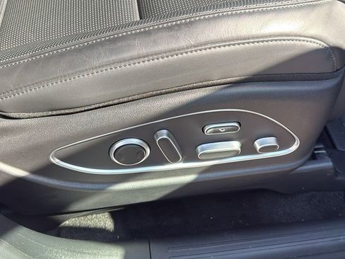 Used 2026 Hyundai Palisade Calligraphy image 12