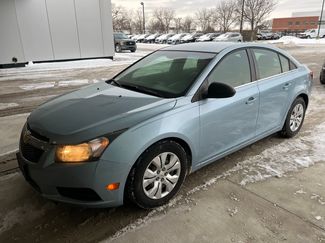Used 2012 Chevrolet Cruze LS w/ Connectivity Package video 1
