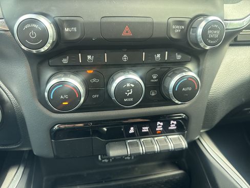 Used 2022 RAM 1500 Laramie w/ Sport Appearance Package AWD/4WD image 20