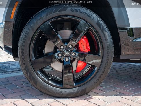 Used 2022 Land Rover Defender 90 X-Dynamic HSE AWD/4WD image 36