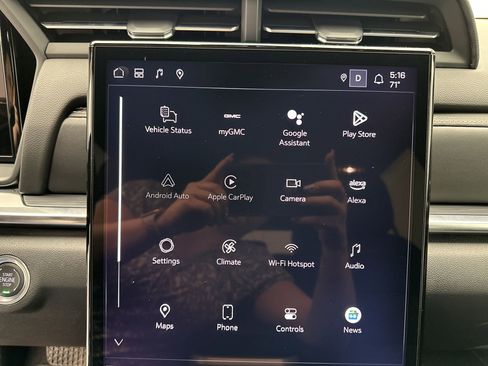 Used 2025 GMC Terrain Elevation w/ Elevation Premium Package image 23