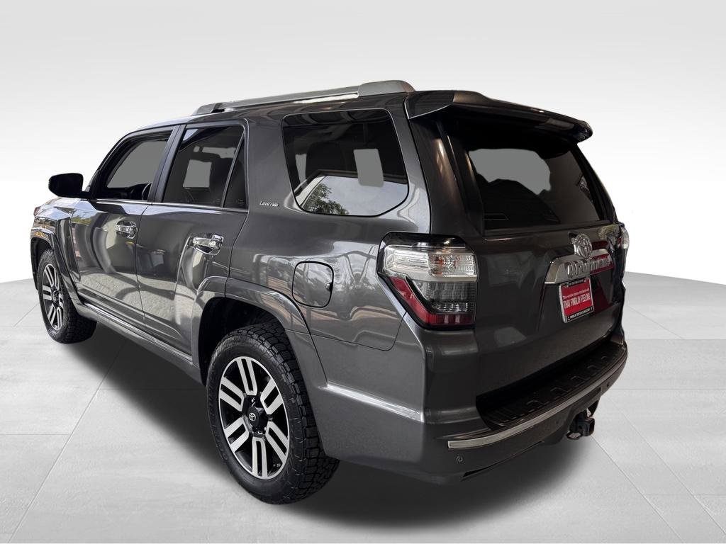 Used 2018 Toyota 4Runner Limited AWD/4WD image 4