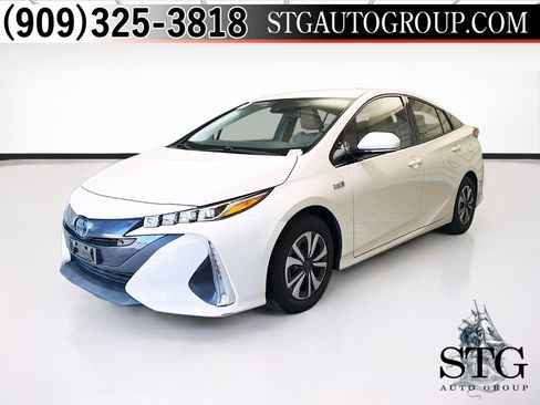Used 2017 Toyota Prius Prime Plus FWD image 1