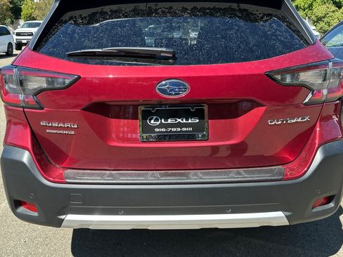 Used 2024 Subaru Outback Limited AWD/4WD image 16