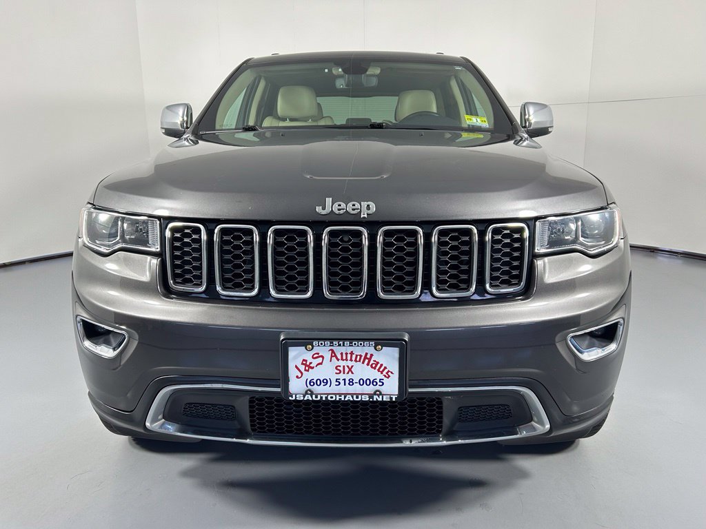 Used 2021 Jeep Grand Cherokee Limited AWD/4WD image 2