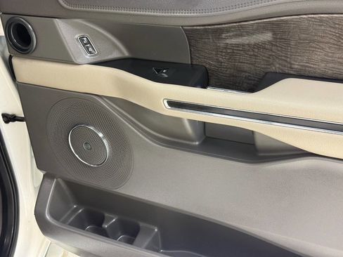 Used 2018 Ford Expedition Limited w/ Equipment Group 301A image 61