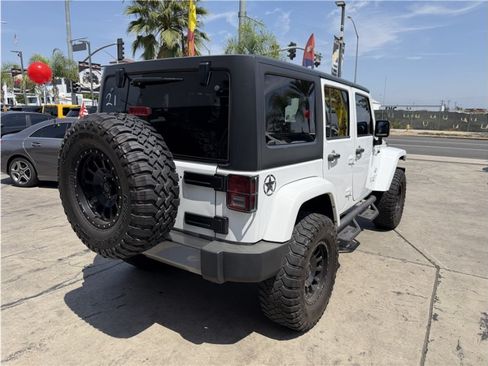 Used 2015 Jeep Wrangler Unlimited Sport AWD/4WD image 44