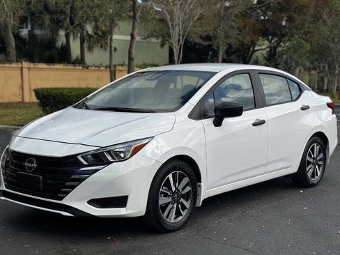 Used 2024 Nissan Versa S w/ S Plus Package image 1
