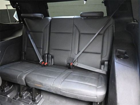 Used 2022 Chevrolet Tahoe Z71 w/ Luxury Package image 19