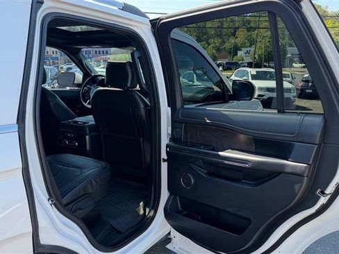 Used 2019 Ford Expedition Limited w/ Special Edition Package AWD/4WD image 24