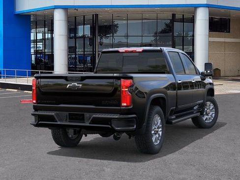 New 2026 Chevrolet Silverado 2500 High Country w/ High Country Premium Package AWD/4WD image 4
