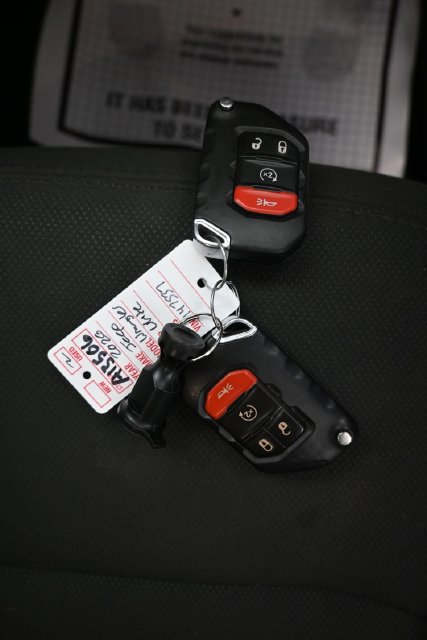 Used 2020 Jeep Wrangler Sport AWD/4WD image 10