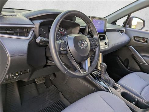 Certified 2025 Toyota Corolla Cross AWD Hybrid w/ Moonroof Package image 10