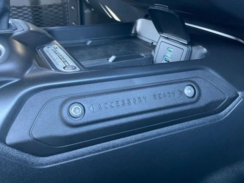 New 2025 Ford Bronco 4-Door image 50