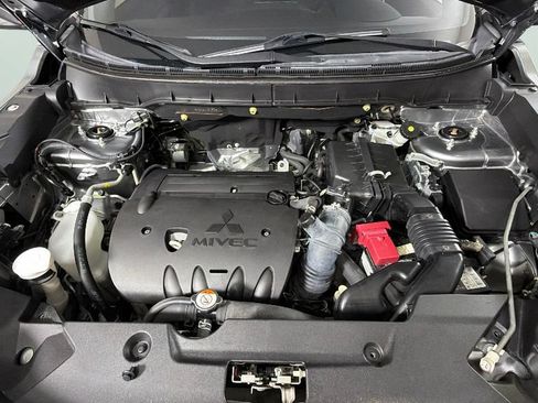 Used 2020 Mitsubishi Outlander Sport ES AWD/4WD image 34