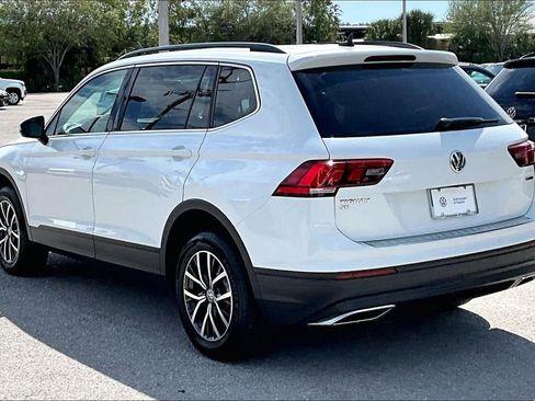 Used 2019 Volkswagen Tiguan SE w/ Panoramic Sunroof Package AWD/4WD image 7