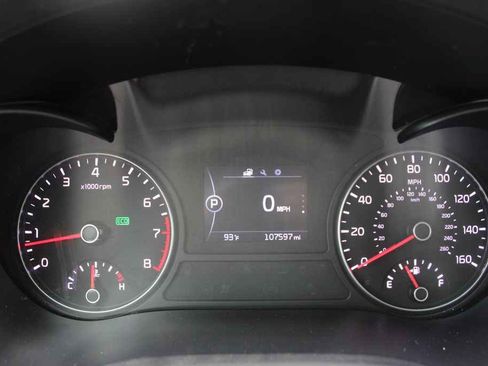 Used 2017 Kia Optima LX w/ Convenience Package FWD image 16