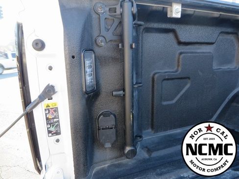 Used 2024 GMC Sierra 3500 Denali Ultimate image 22