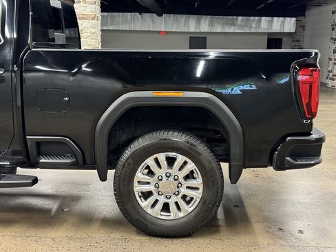 Used 2020 GMC Sierra 2500 Denali w/ Denali Ultimate Package AWD/4WD image 8
