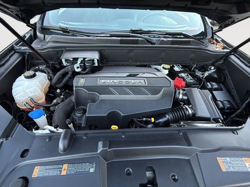 Used 2019 Lincoln Nautilus Reserve w/ Cargo Utility Package image 11