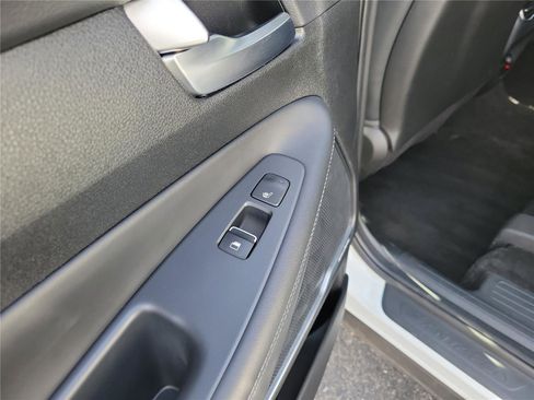 Used 2022 Hyundai Santa Fe Limited image 15