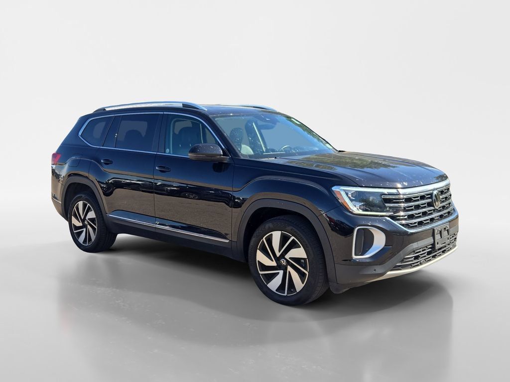 Used 2025 Volkswagen Atlas SEL AWD/4WD image 8