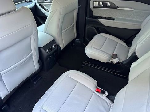 New 2026 Ford Explorer Platinum w/ LUX Leather Package image 12