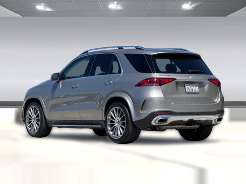 Used 2022 Mercedes-Benz GLE 450 4MATIC image 3