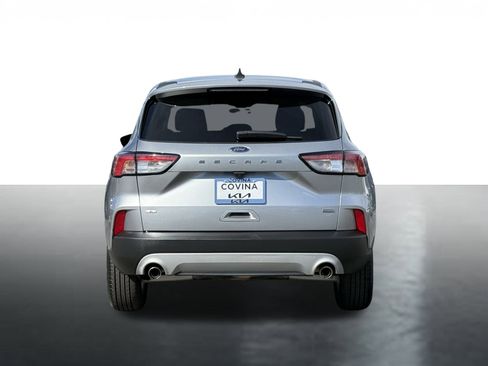 Used 2022 Ford Escape SE image 7