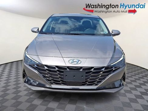 Used 2021 Hyundai Elantra SEL w/ Convenience + Premium Package FWD image 2