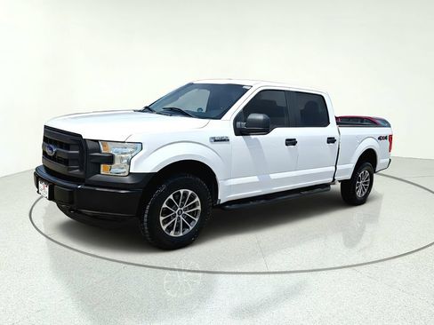 Used 2016 Ford F150 XL w/ Heavy-Duty Payload Package AWD/4WD image 5