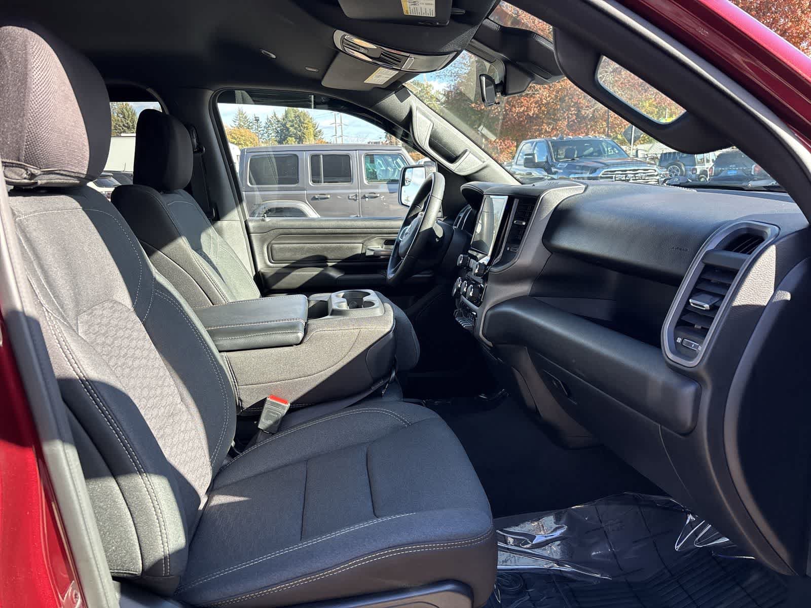 Used 2025 RAM 1500 Tradesman AWD/4WD image 5