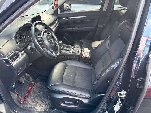 Used 2017 MAZDA CX-5 Touring w/ Preferred Equipment Package AWD/4WD image 6