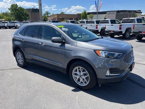 Used 2024 Ford Edge SEL w/ Convenience Package AWD/4WD image 6